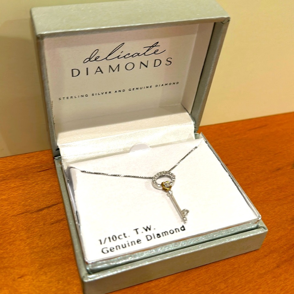 Delicate Diamonds 1/10 Carat T.W. Diamond Key Necklace